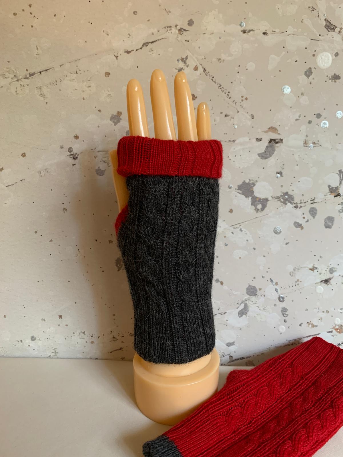 Reversible Dark Gray/Light Red Mittens