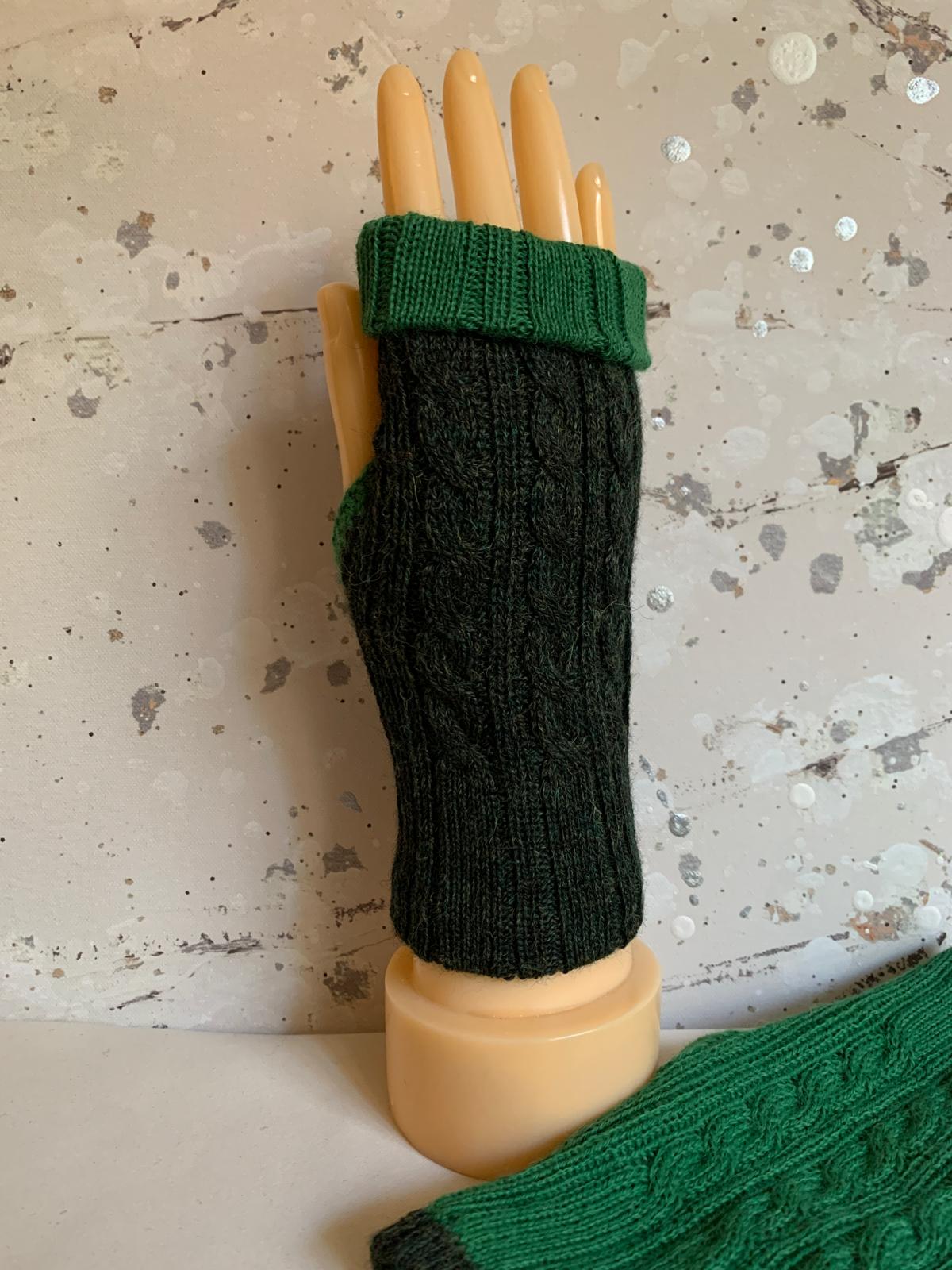 Reversible Dark Green/Green Mittens
