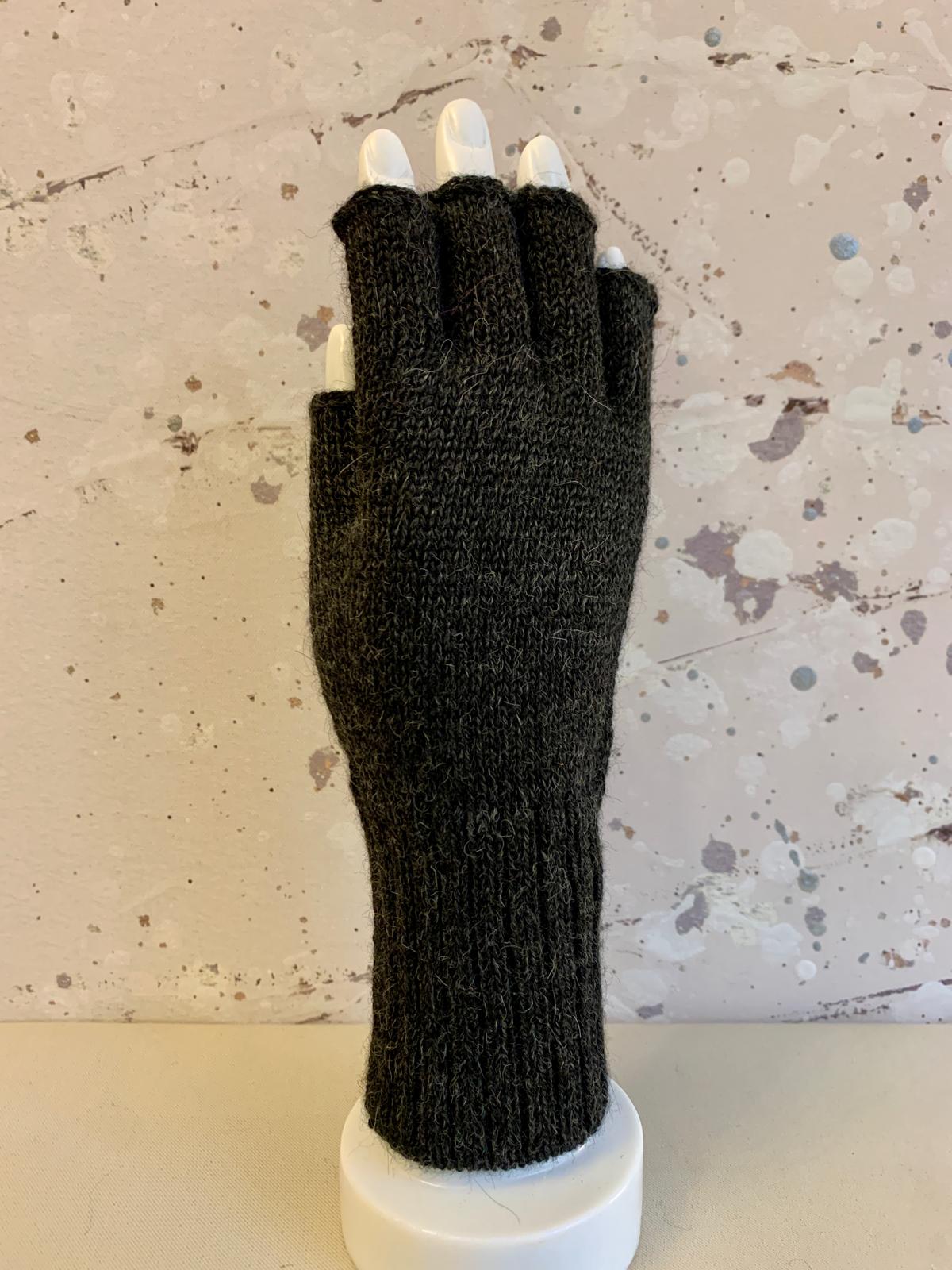 Full Color Baby Alpaca Half Finger Gloves