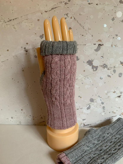 Reversible Pastel Pink/Gray Mittens