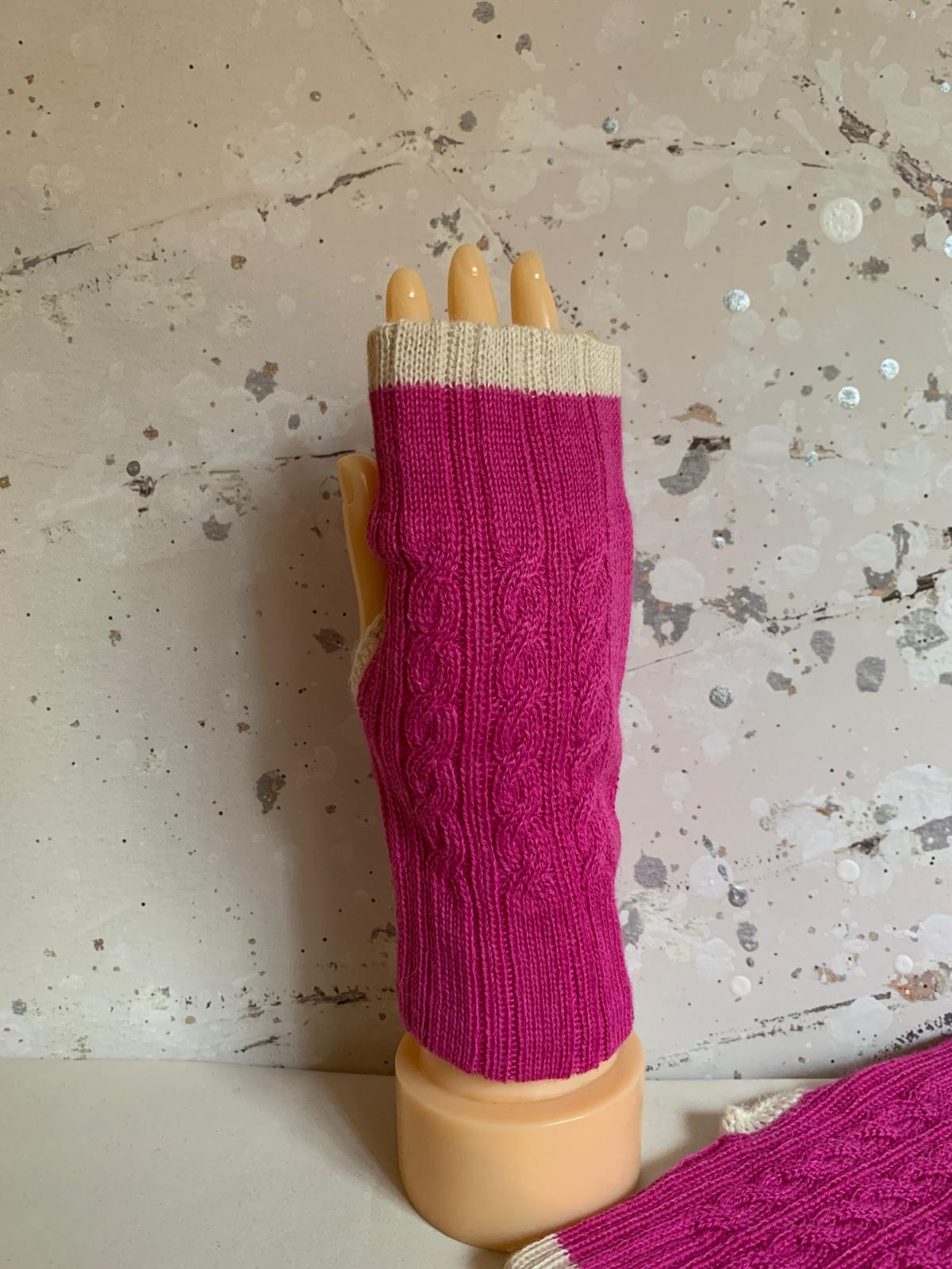 Reversible Pink/White Mittens