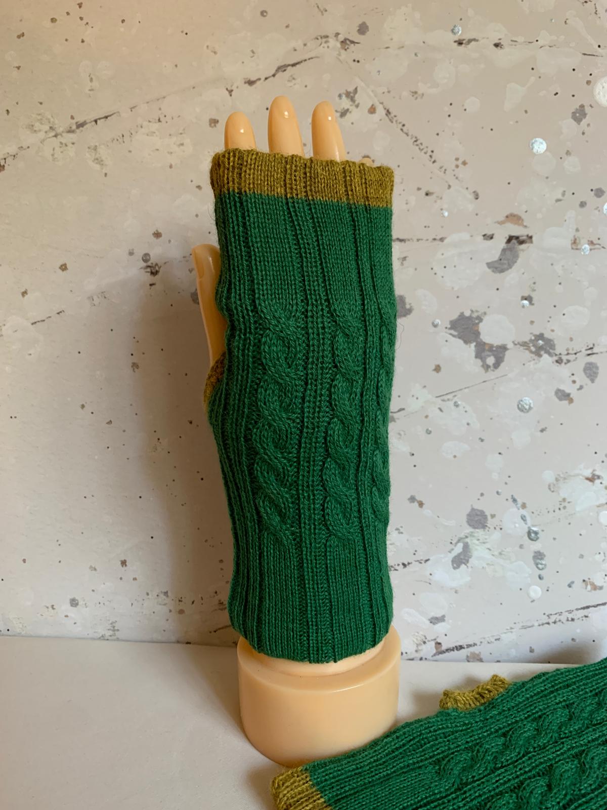 Reversible Green/Mustard Mittens